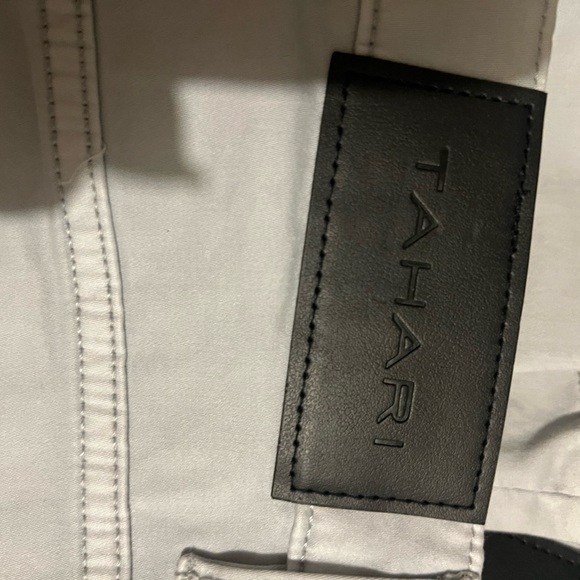 Tahari Men's Light Gray Slim Jeans - Picture 4 of 4